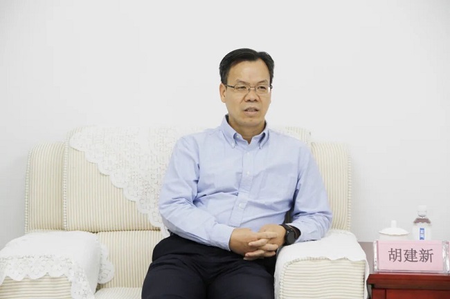 湖南省委統(tǒng)戰(zhàn)部副部長、省工商聯(lián)黨組書記胡建新一行蒞臨瑞方人力考察指導(dǎo) 第2張