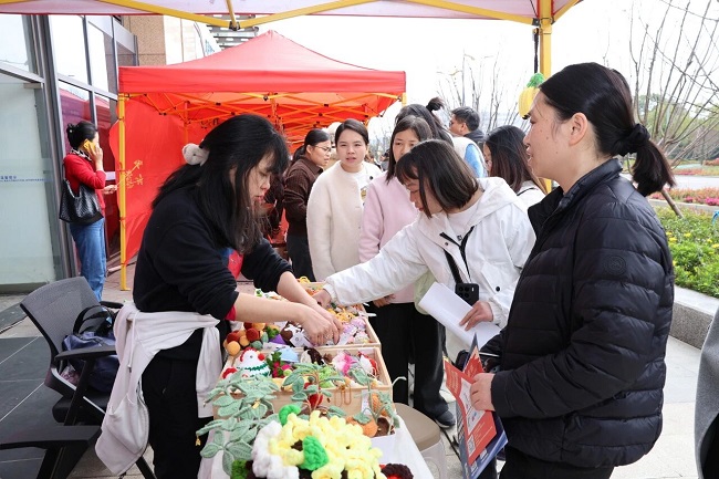 “就”在武侯 “職” 赴新程——瑞方人力助力武侯區舉辦2026年春風行動專場招聘會 第10張 “就”在武侯 “職” 赴新程——瑞方人力助力武侯區舉辦2026年春風行動專場招聘會 第10張